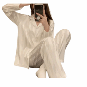 Witte gestreept pyjama